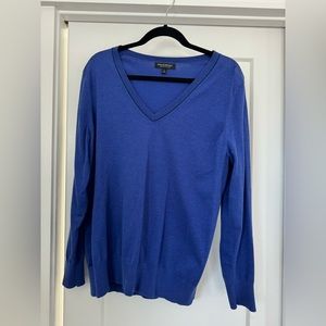 Banana Republic Super Stretch Cotton Vneck Sweater
